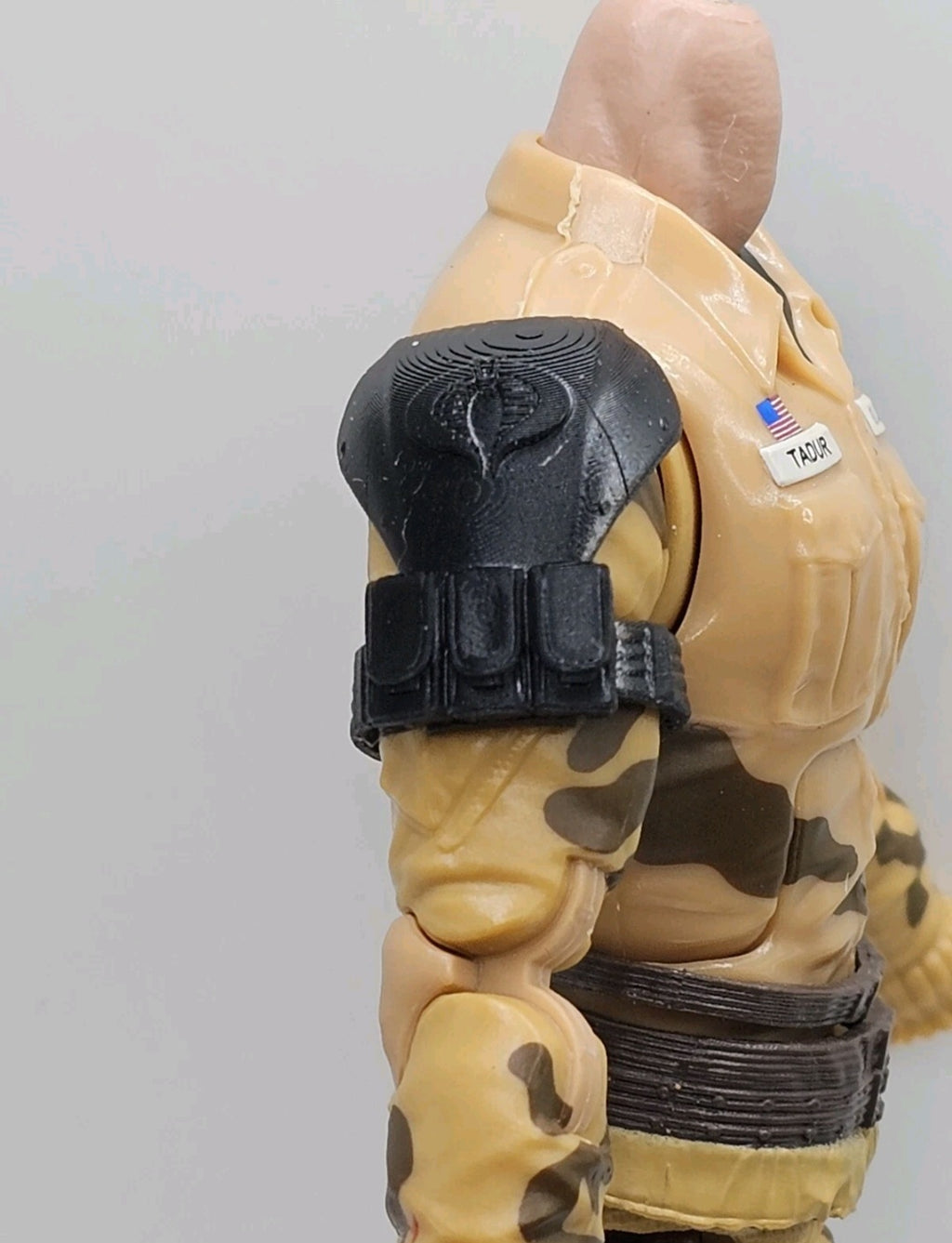 Custom 3d Printed Compatible Classified Legends Comic Multiverse Flexible Armored Shoulders 1:12 6" Scale.