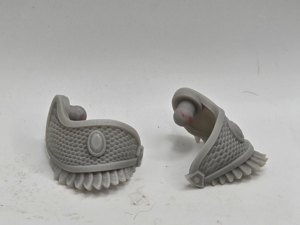 3d Printed Mythic Legions Scale Head 2.0 CleopatraPauldrons 1:12 6" Scale.
