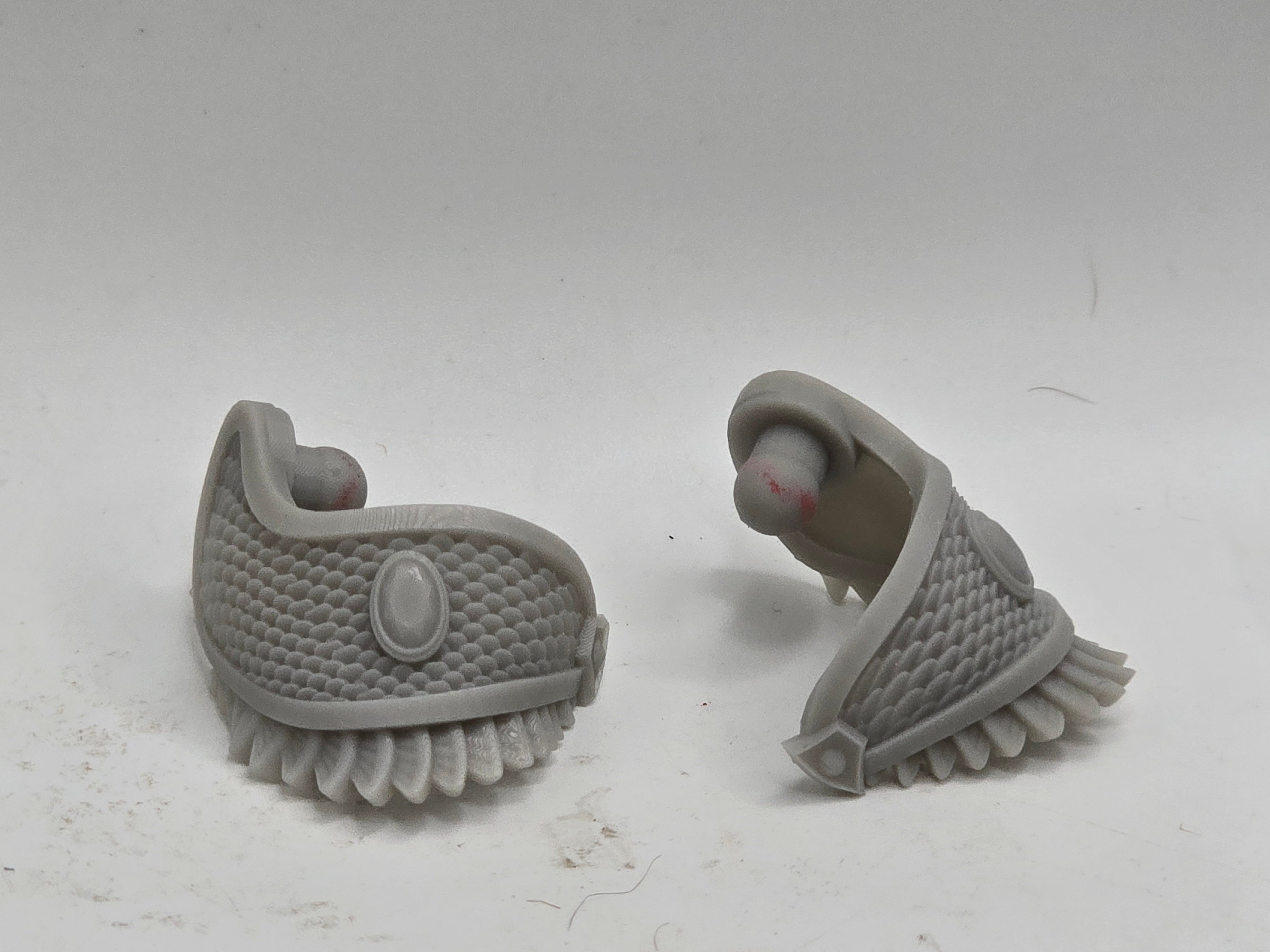 3d Printed Mythic Legions Scale Head 2.0 CleopatraPauldrons 1:12 6" Scale.