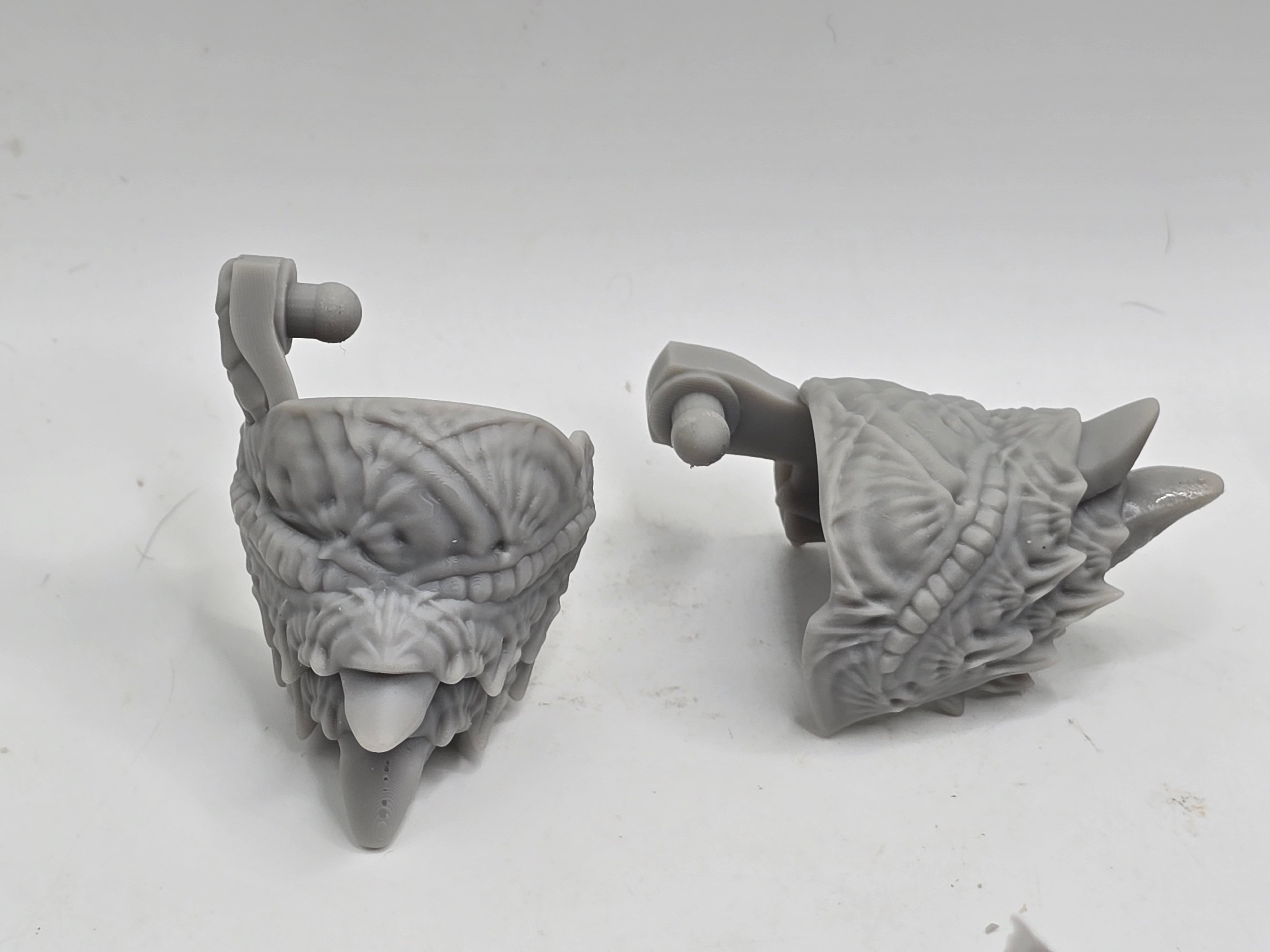 3d Printed Mythic Legions Scale Head 1.0 Mind Predator Pauldrons 1:12 6" Scale.