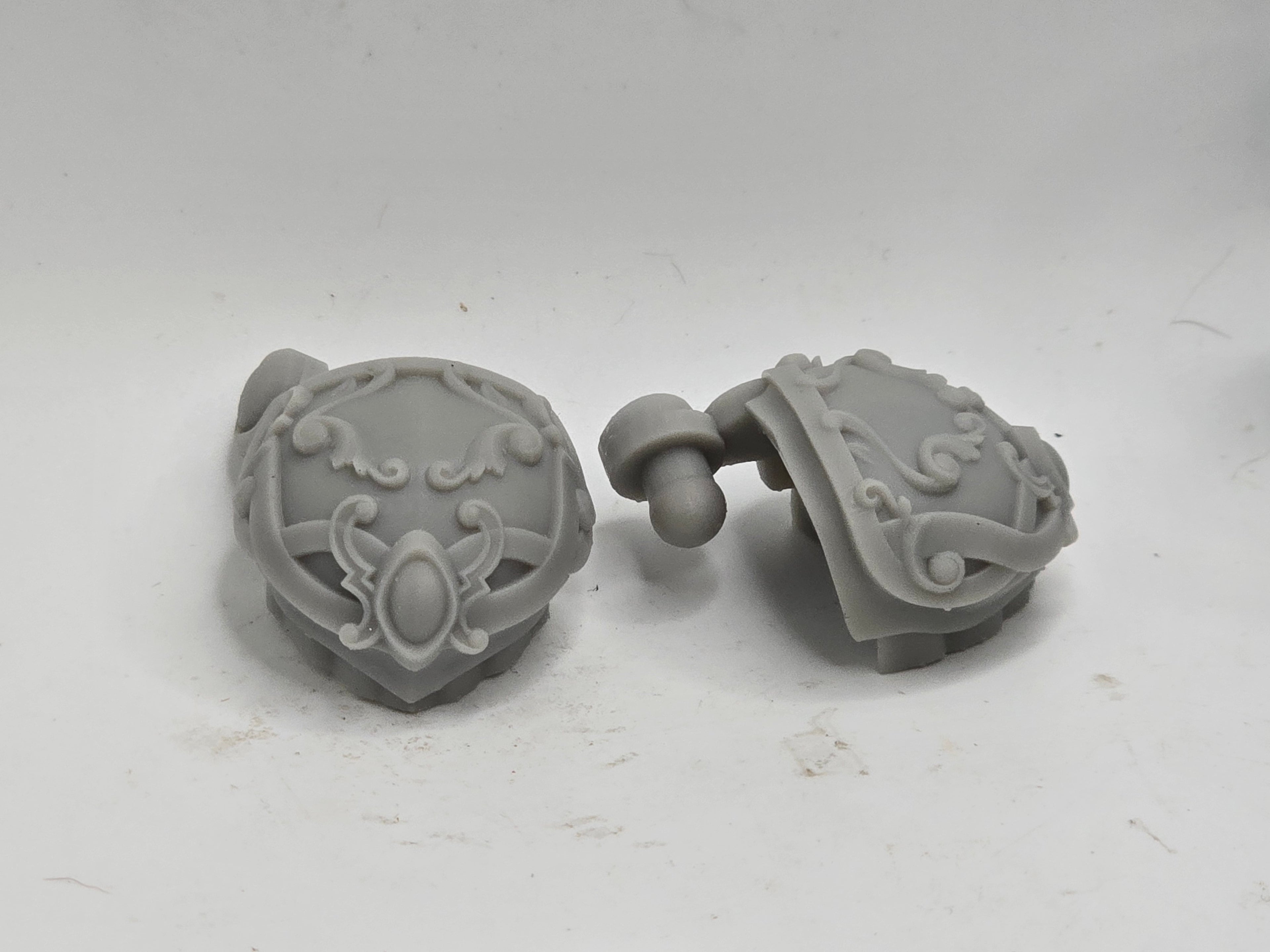 3d Printed Mythic Legions Scale Head 2.0 Valkyrie Pauldrons 1:12 6" Scale.