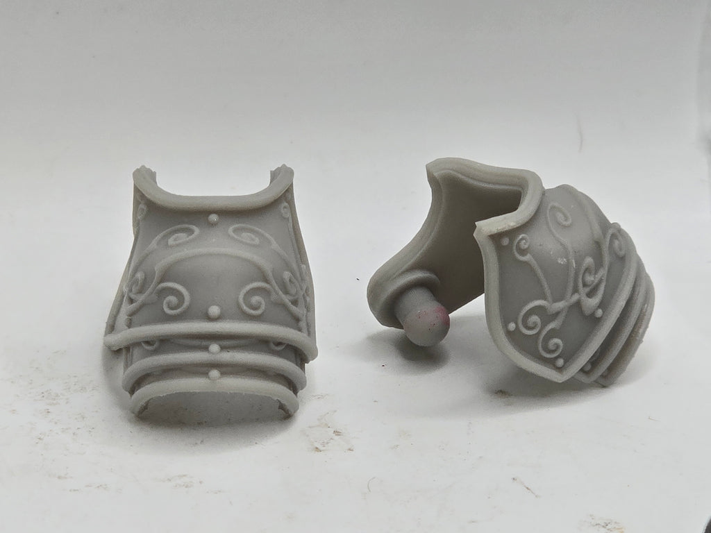 3d Printed Mythic Legions Scale Head 2.0 Female Monk Pauldrons 1:12 6" Scale.