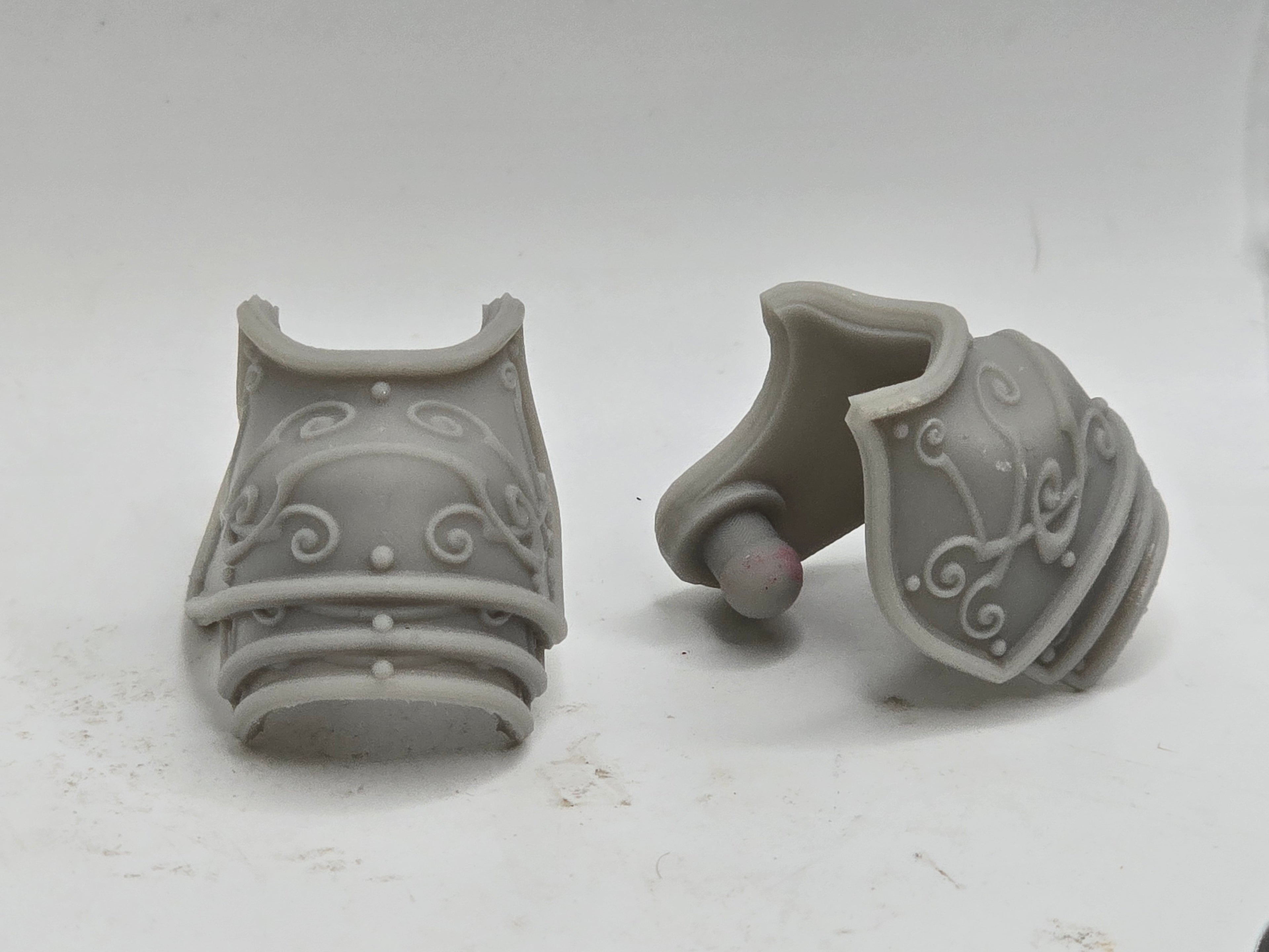 3d Printed Mythic Legions Scale Head 2.0 Female Monk Pauldrons 1:12 6" Scale.