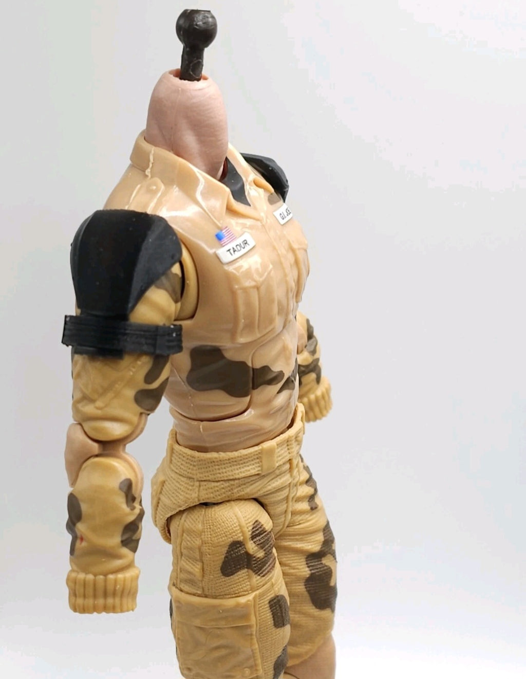 Custom 3d Printed Compatible Classified Legends Comic Multiverse Flexible Armored Shoulders 1:12 6" Scale.